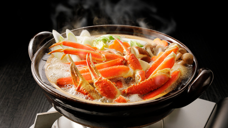 Boiling crabs in pot 