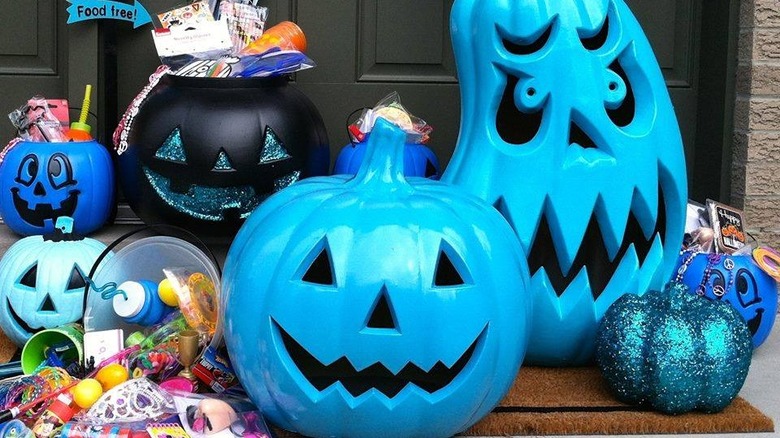 teal pumpkins