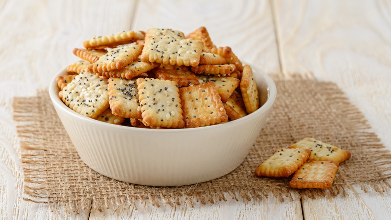 poppy seed crackers in bowl