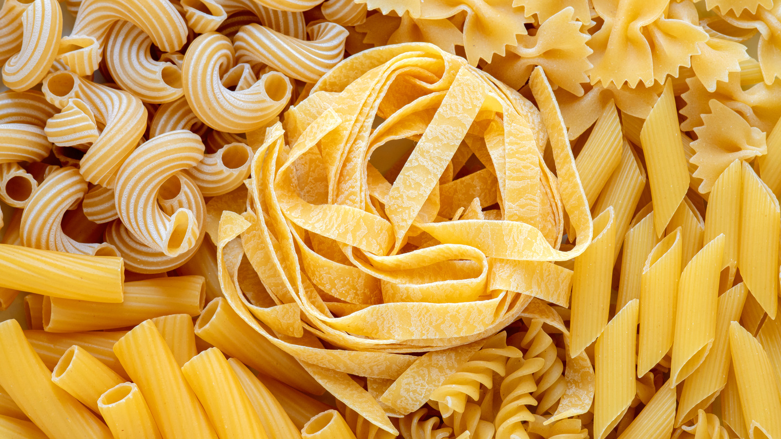 Fresh Pasta vs. Dry Pasta: Here's When to Use Each Type of Pasta
