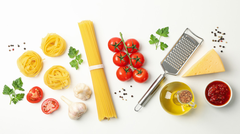 Dry pasta, tomatoes, herbs 