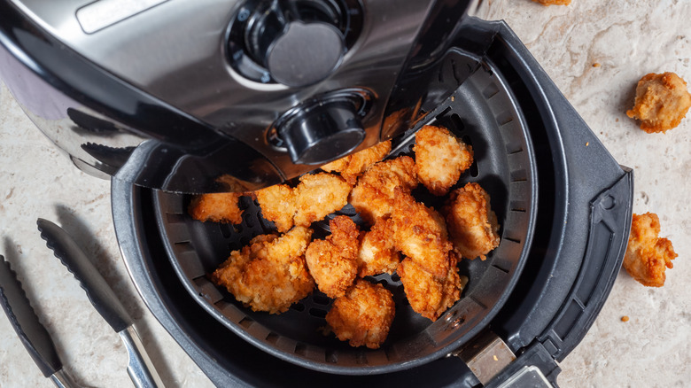 The Reason A Dirty Air Fryer Can Be Dangerous