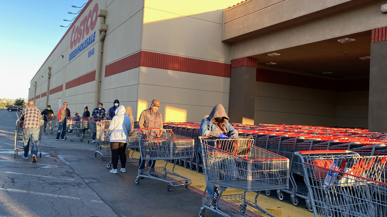 line outside of Costco