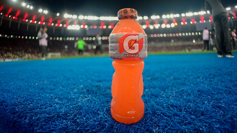 gatorade on field