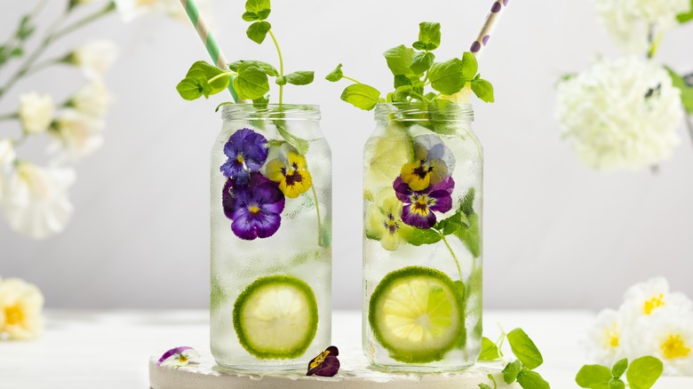 flowery drinks with lime