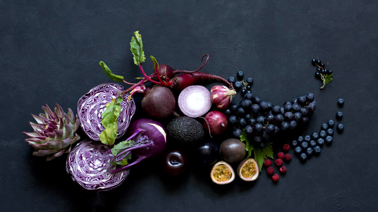 purple fruits and vegetables 