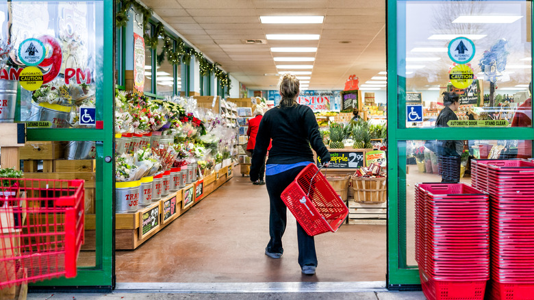 customer walking in to Trader Joe's