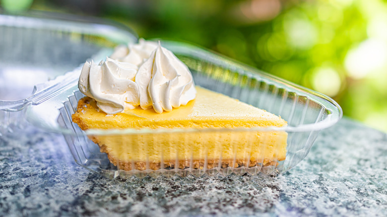 key lime pie slice