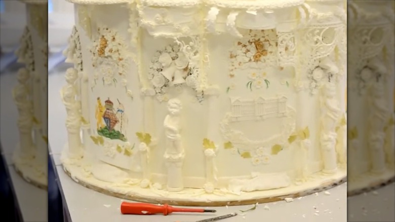 The Remarkable Story Of Queen Elizabeth's Wedding Cake