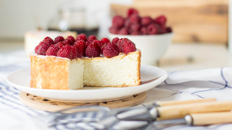 Sliced ricotta cheese cake