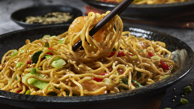 Close up of lo mein noodles with shrimp