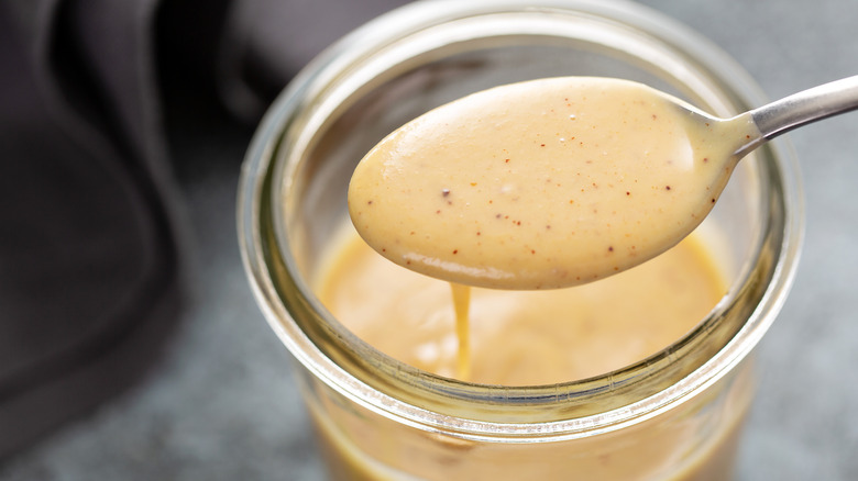 creamy honey mustard sauce