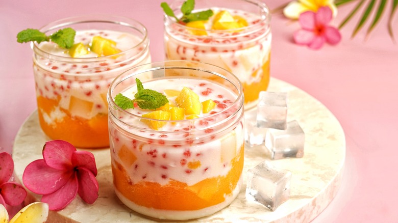 Mango sago pudding in jars