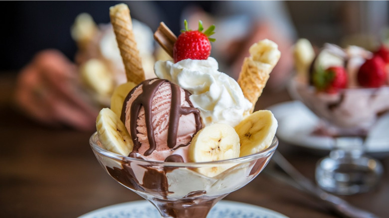 Ice cream sundae with bananas and strawberries