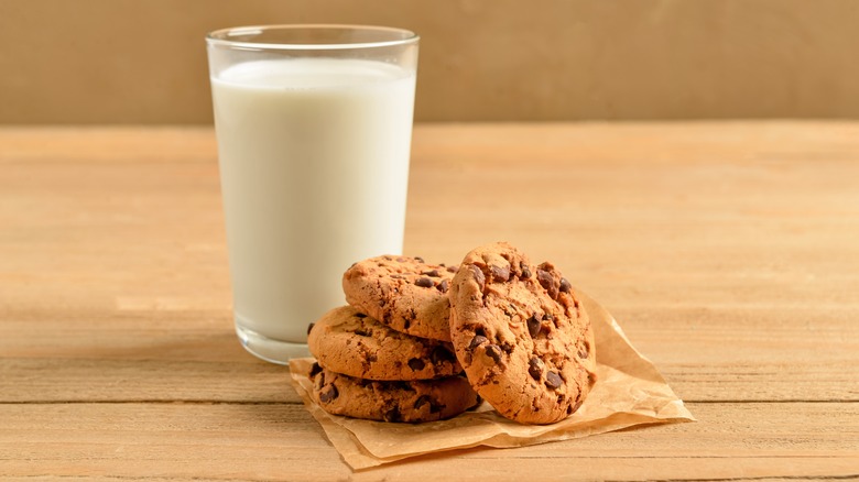 Glass of milk with cookies