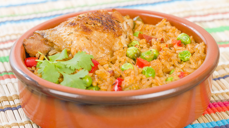 chicken and rice with sofrito