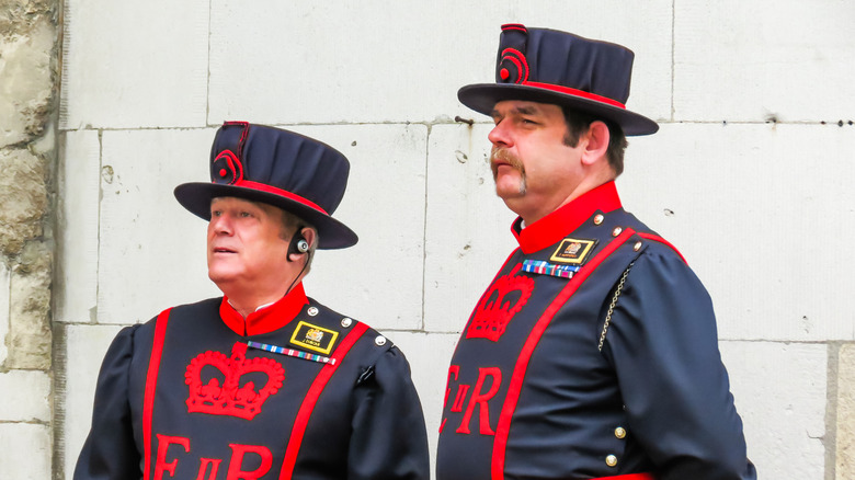 yeoman warders at the tower of london