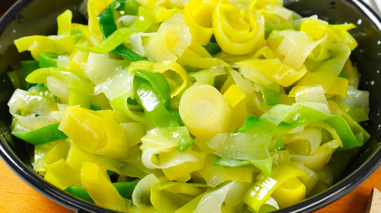 Creamy leek soup