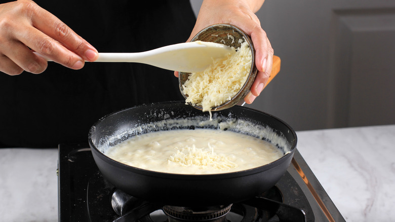 The Secret Ingredient For Perfectly Melted Cheese Sauce