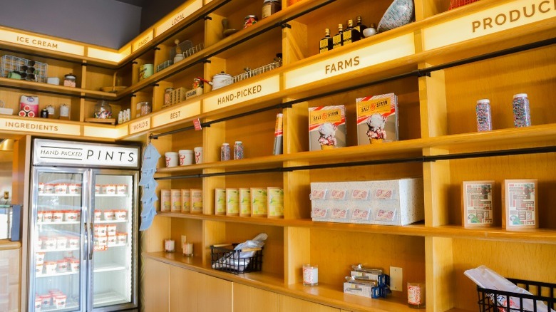 Salt & Straw interior