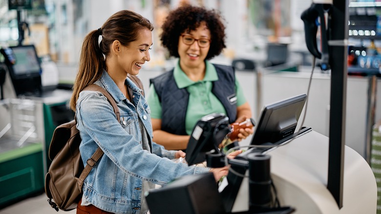 Assisting on self-checkout