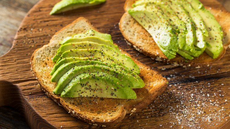 The Simple Ingredient To Enhance The Flavor And Texture Of Avocado Toast