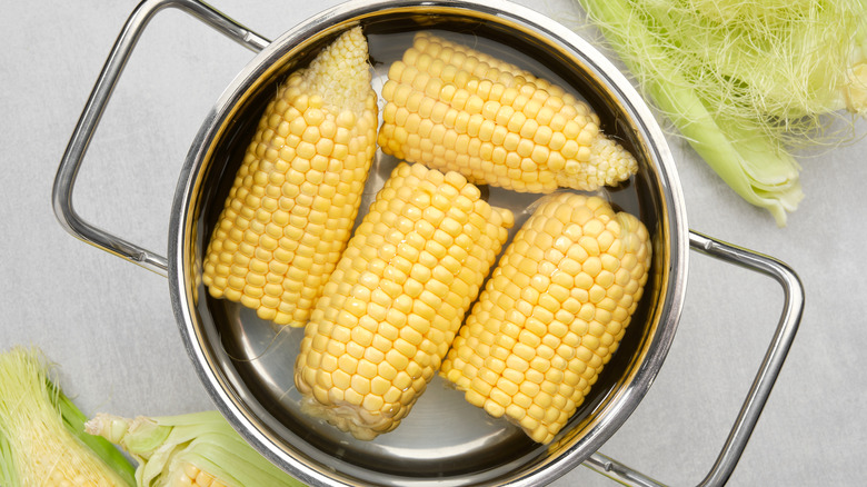 boiling corn