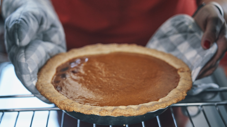 pumpkin pie oven