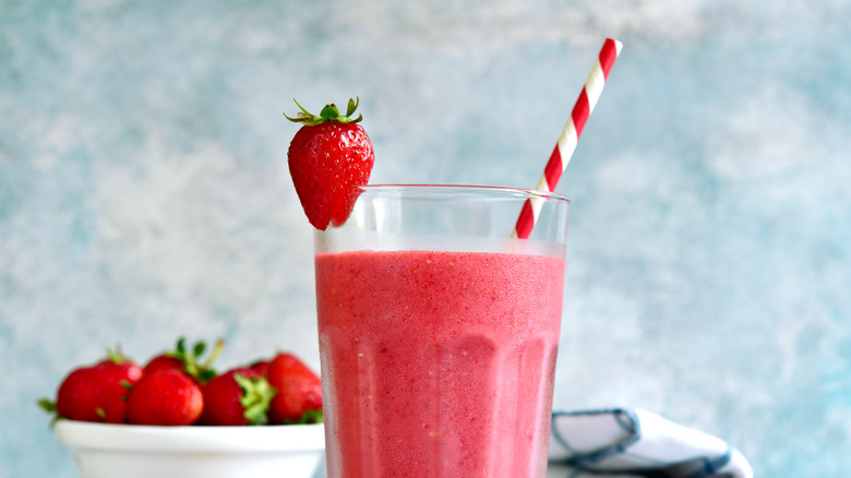 Strawberry smoothie 