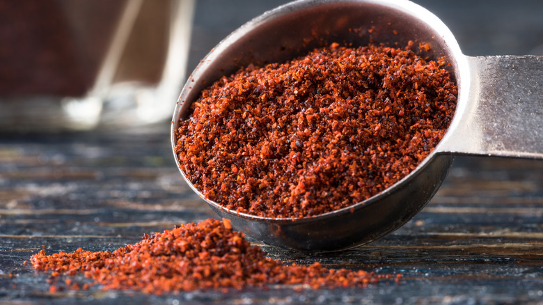 spoonful of chipotle chili powder 