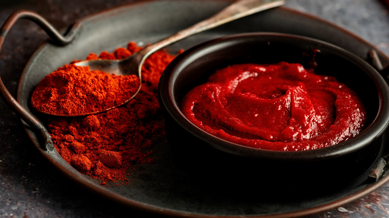 Gochujang paste and powder