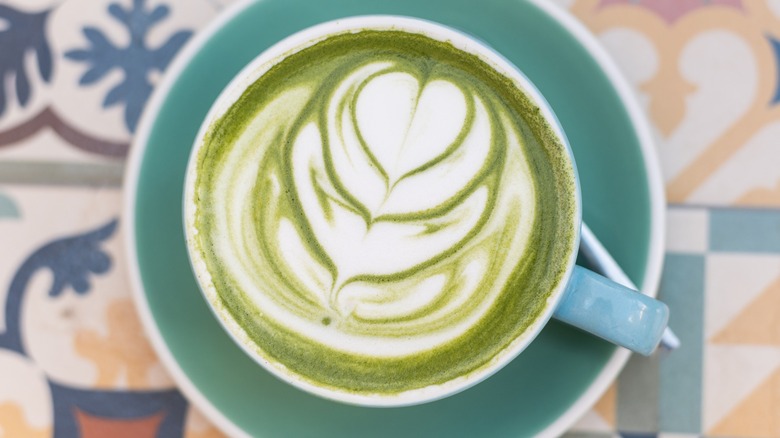 Overview of a homemade matcha latte in a mug