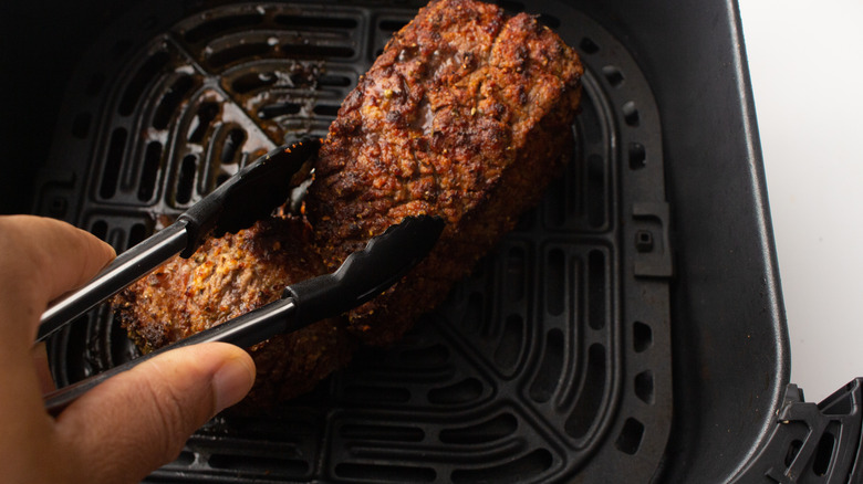 Flipping roast beef in air fryer