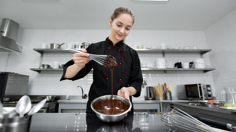 Fixing chocolate ganache 