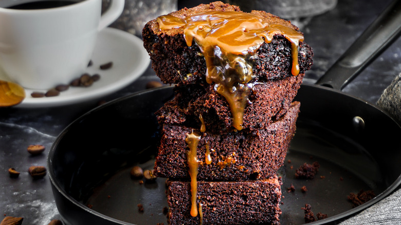 brownies with caramel drizzle