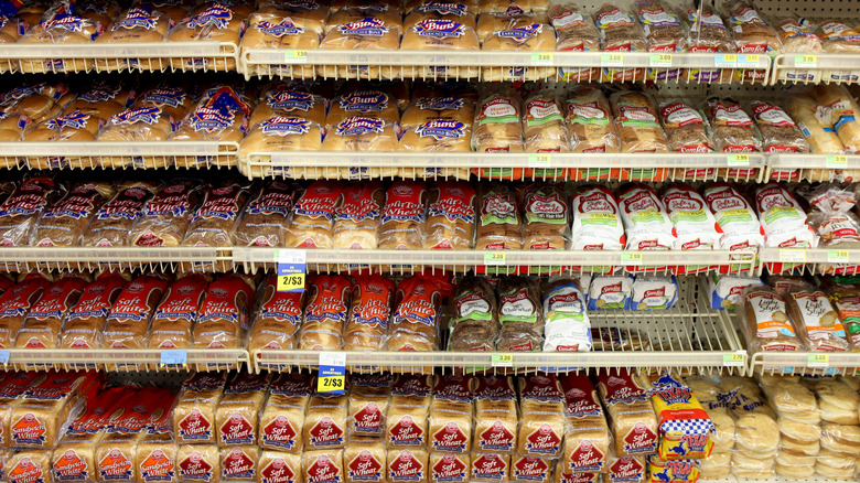 grocery store bread aisle