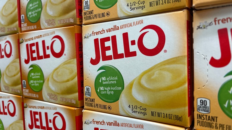 Jell-O brand pudding boxes