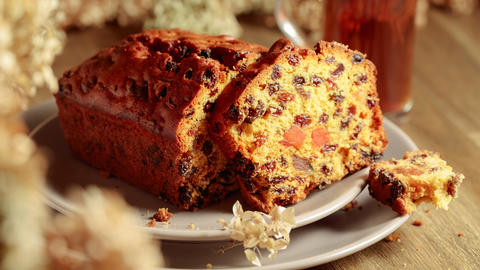 Worst' holiday gift survey suggests people don't like fruitcake