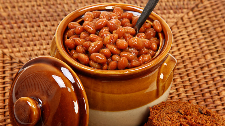 baked beans in a clay pot