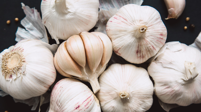 Close-up of garlic bulbs