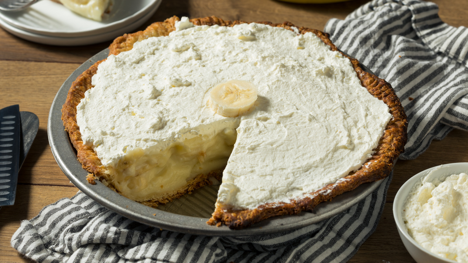 The Sugary Cereal Hack To Make An Extra-Tasty Pie Crust In No Time