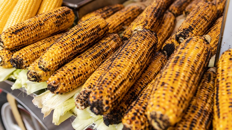 Grilled corn 