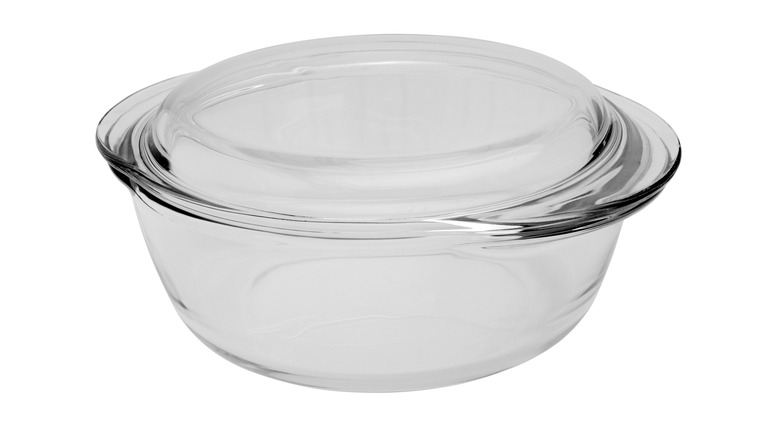 a lid on a bowl