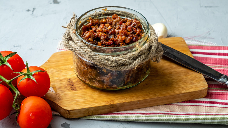 Bacon jam and tomatoes