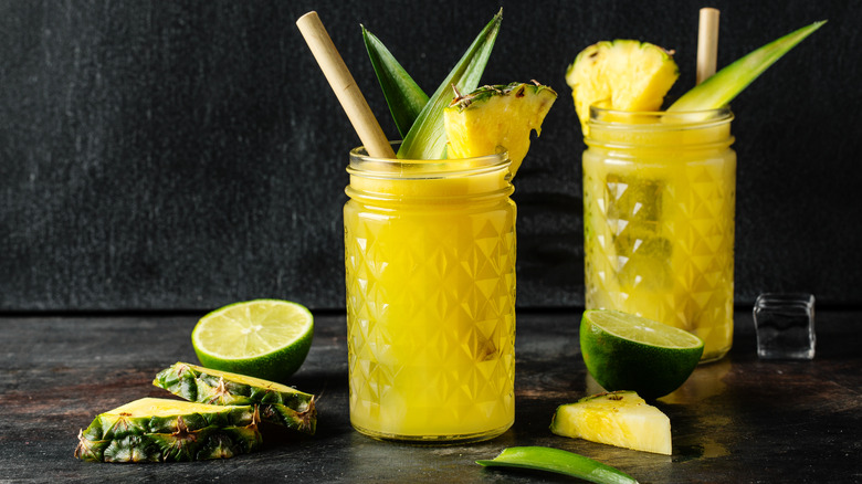 tropical pineapple cocktails