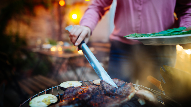 grilling meat