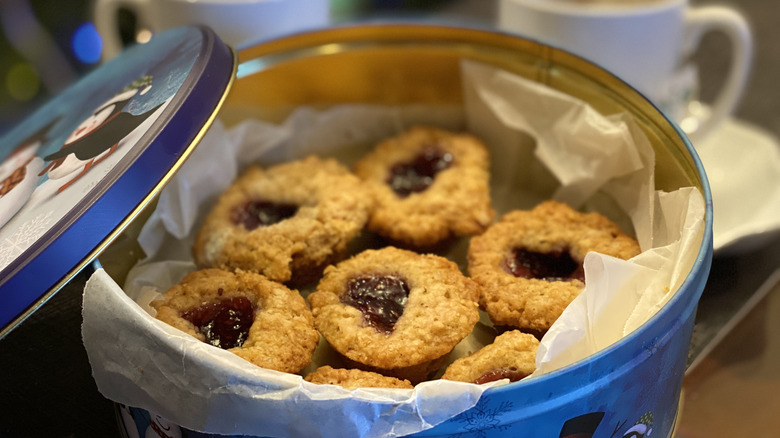 holiday tin of cookies