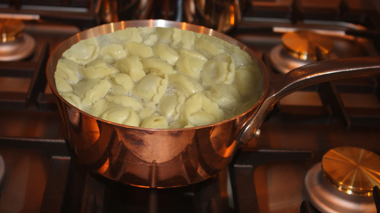 Boiling tortellini