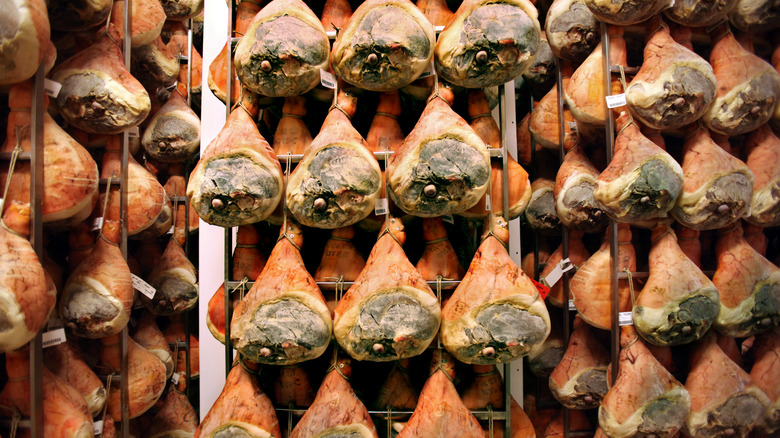 prosciutto hanging and aging