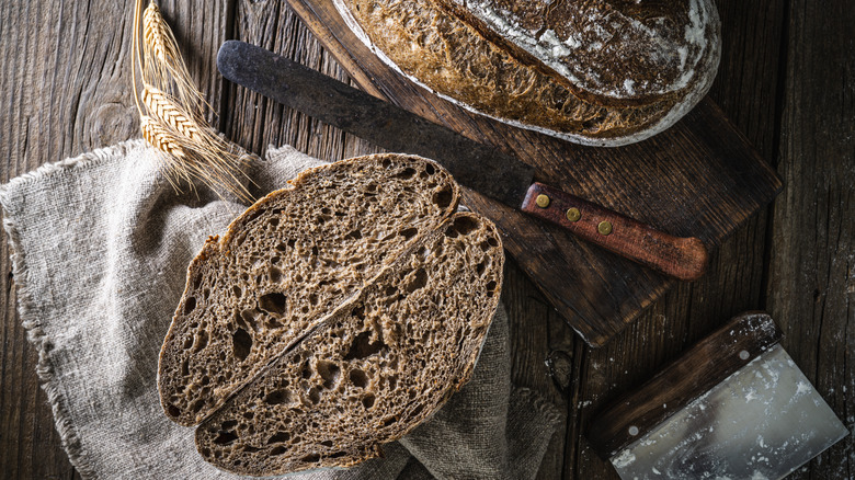 dark rye bread halved